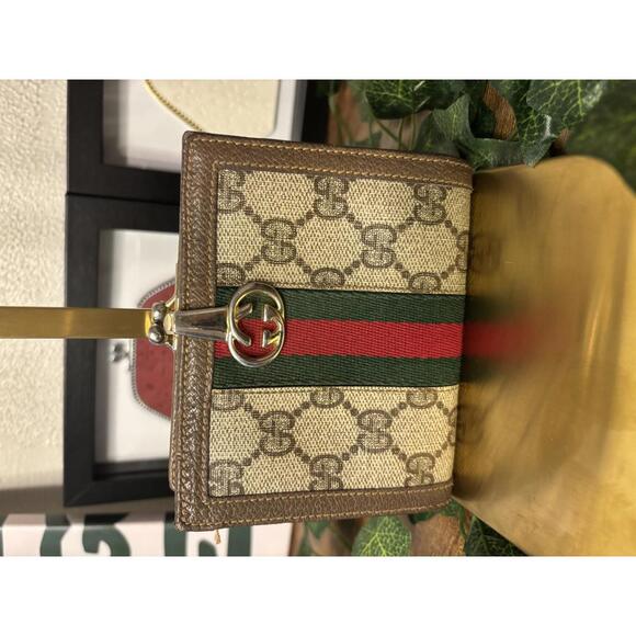 Gucci Vintage Wallet with Iconic Stripe - Picture 1 of 9